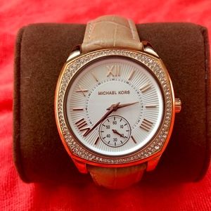 Michael Kors Women's Watch MK-2388